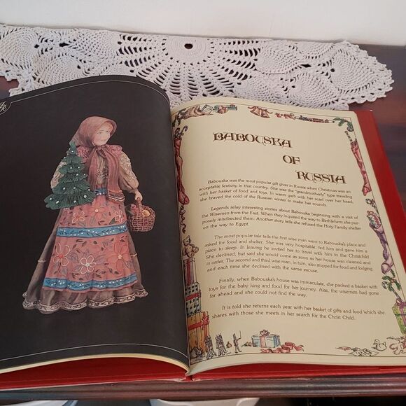 "History of Santa" Vintage Hardcover Book - Duncan Royale (1987) - Picture 9 of 10